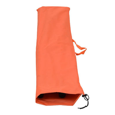 Acessórios para roupas e acessórios para uso doméstico